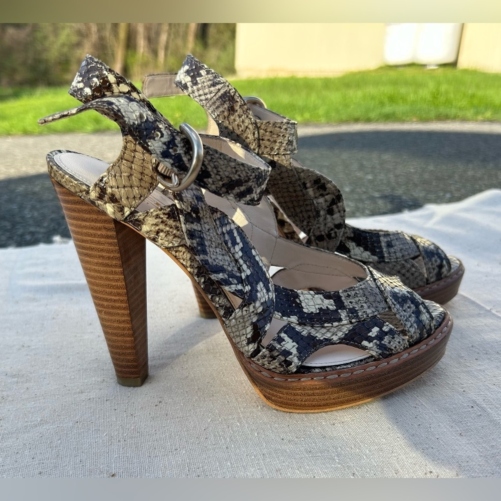 VINTAGE COACH snakeskin leather chunky wooden heel sandal. Size 7 - Picture 9 of 13